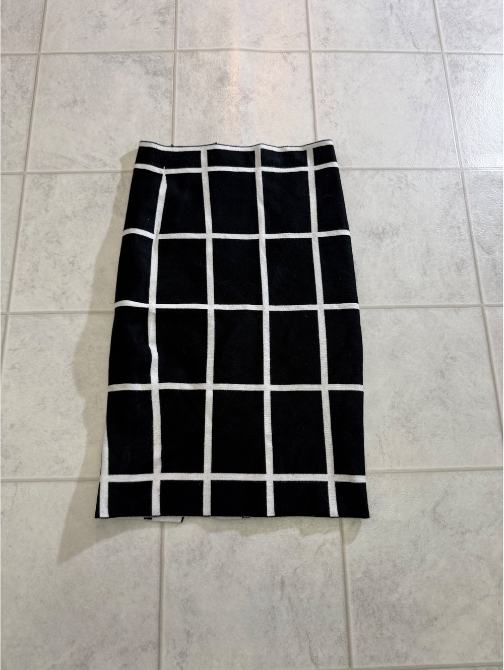 Corgi Black and White Windowpane Pattern Pencil Skirt